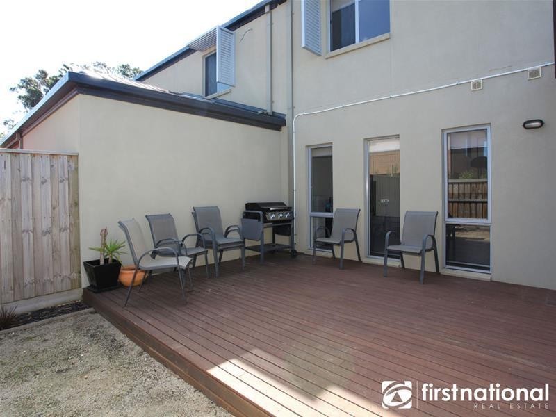 4 Lords Lane, Officer VIC 3809