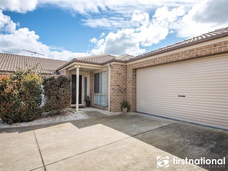 4/4 Anderson Street, Pakenham VIC 3810