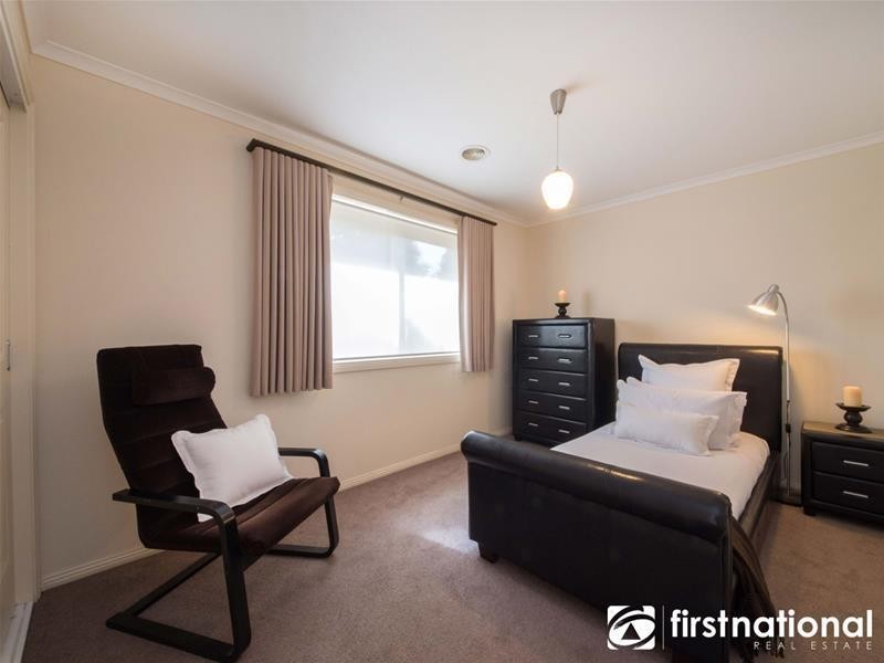 4/4 Anderson Street, Pakenham VIC 3810