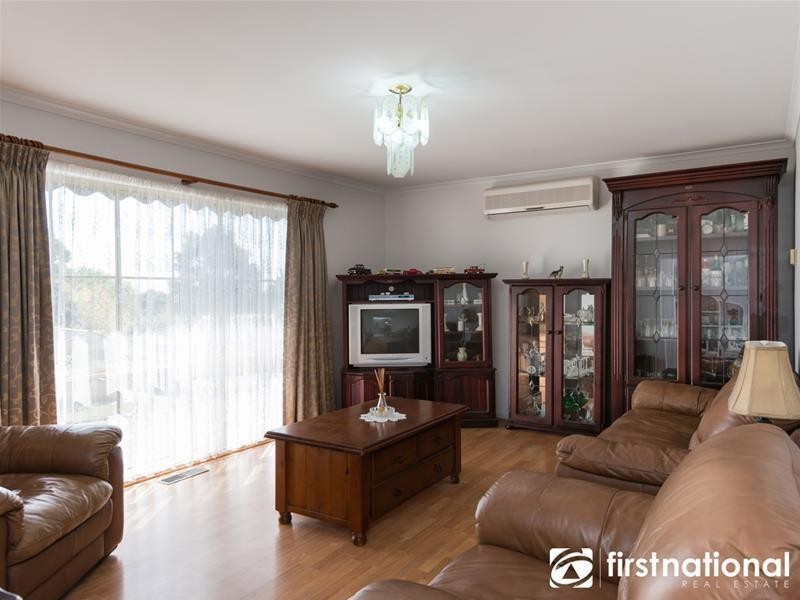 85 Strathavan Drive, Berwick VIC 3806