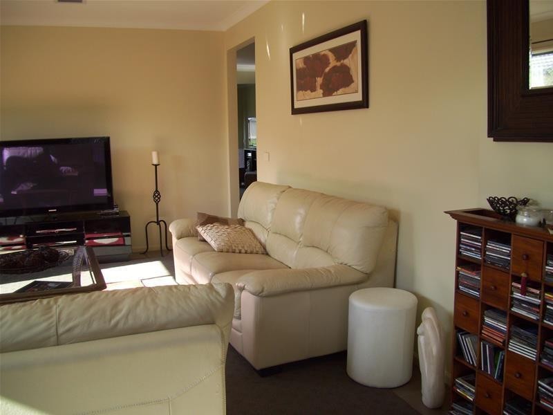 2 Riflebird Avenue, Narre Warren VIC 3805