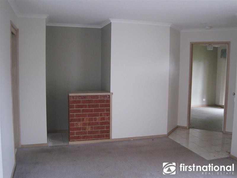 40 Bluegrass Crescent, Pakenham VIC 3810