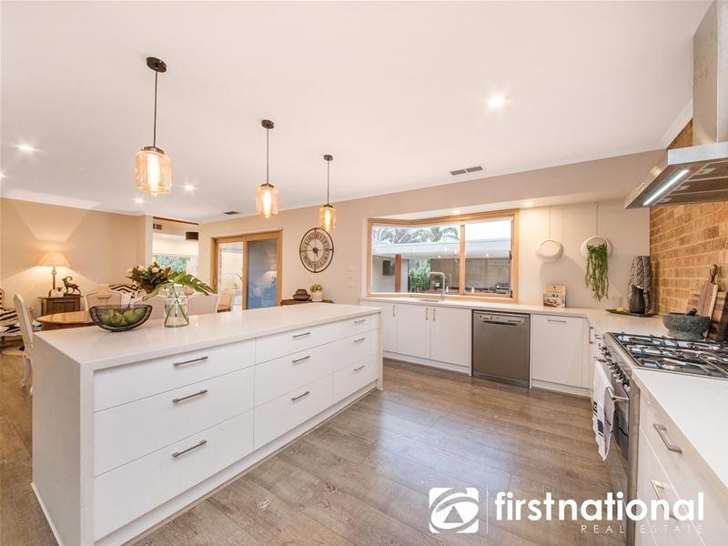 3-4 Lansell Close, Narre Warren South VIC 3805