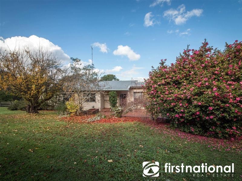 42 Girrahween Road, Maryknoll VIC 3812