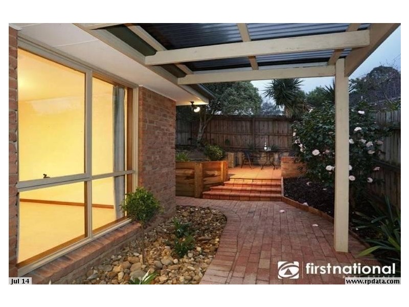 13 Howell Drive, Berwick VIC 3806