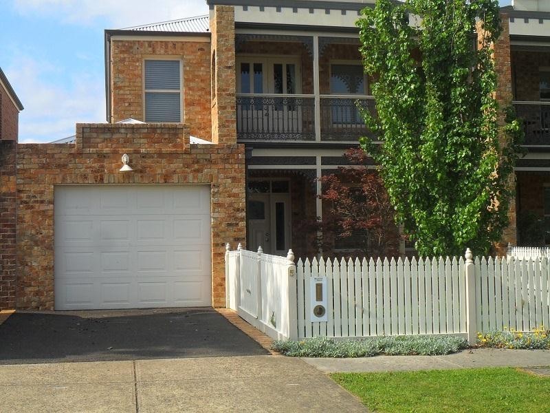 5 Brodie Mews, Beaconsfield VIC 3807