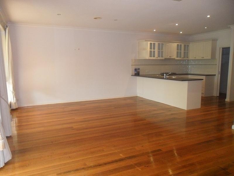 5 Brodie Mews, Beaconsfield VIC 3807