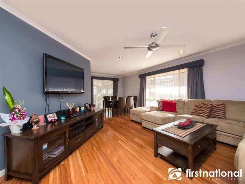 7 Charlwood Close, Lynbrook VIC 3975