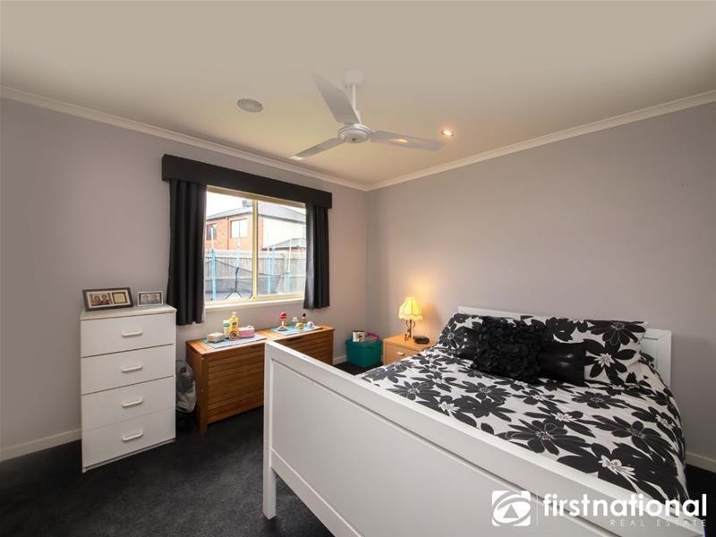 7 Charlwood Close, Lynbrook VIC 3975