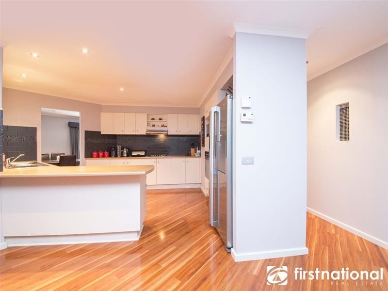 7 Charlwood Close, Lynbrook VIC 3975