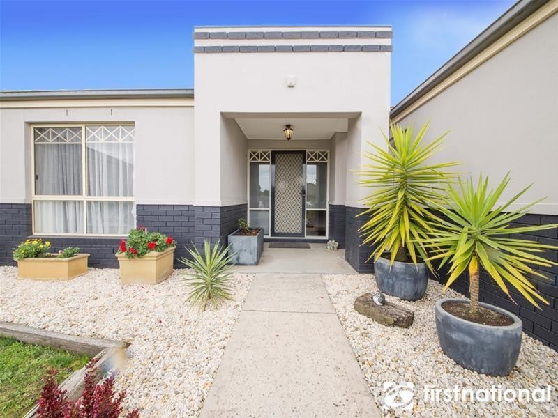 7 Charlwood Close, Lynbrook VIC 3975