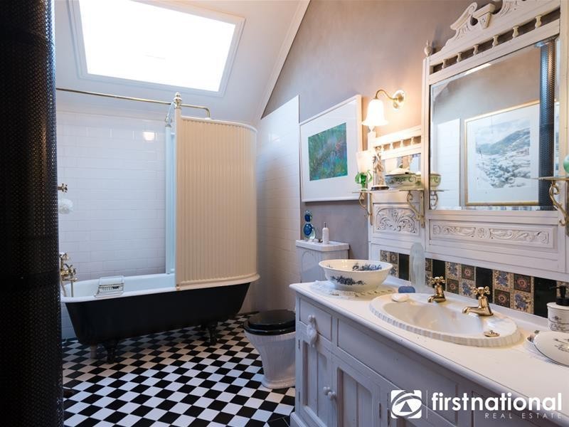 4 Wattletree Road, Bunyip VIC 3815