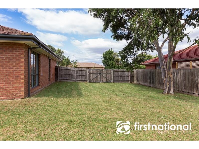 2 Souhail Court, Berwick VIC 3806