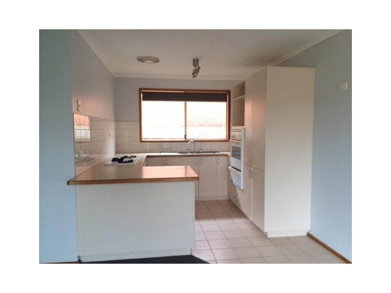 3 Gifford Close, Berwick VIC 3806