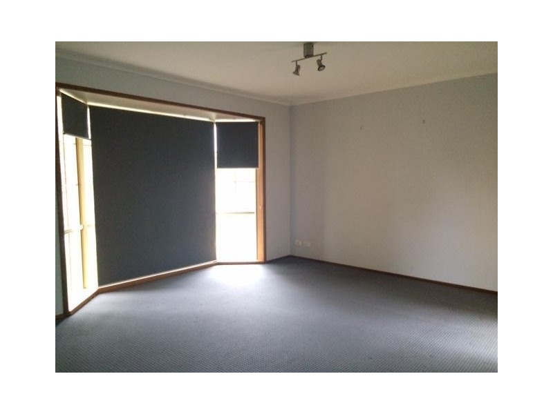 3 Gifford Close, Berwick VIC 3806