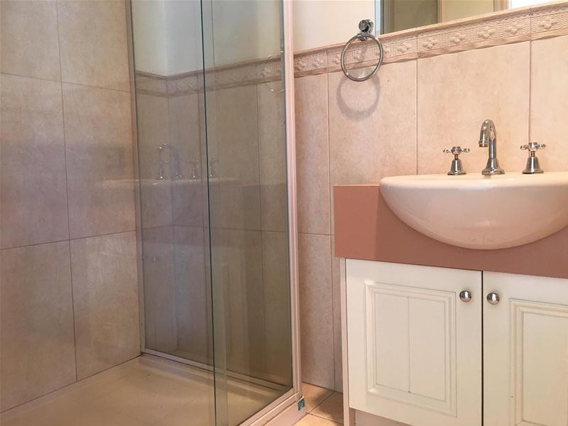 4 Hammerwood Green, Beaconsfield VIC 3807