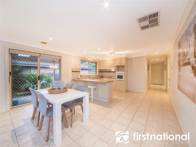 34 Shetland Court, Pakenham VIC 3810