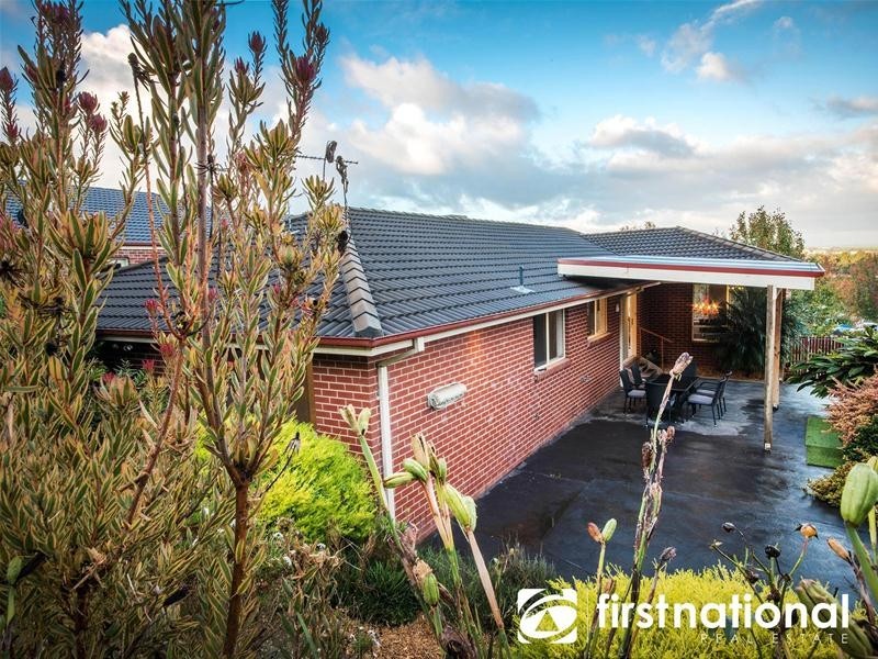 34 Shetland Court, Pakenham VIC 3810