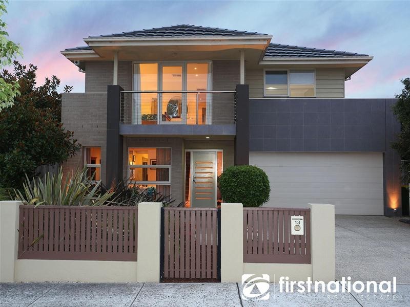 13 Kooyong Close, Officer VIC 3809