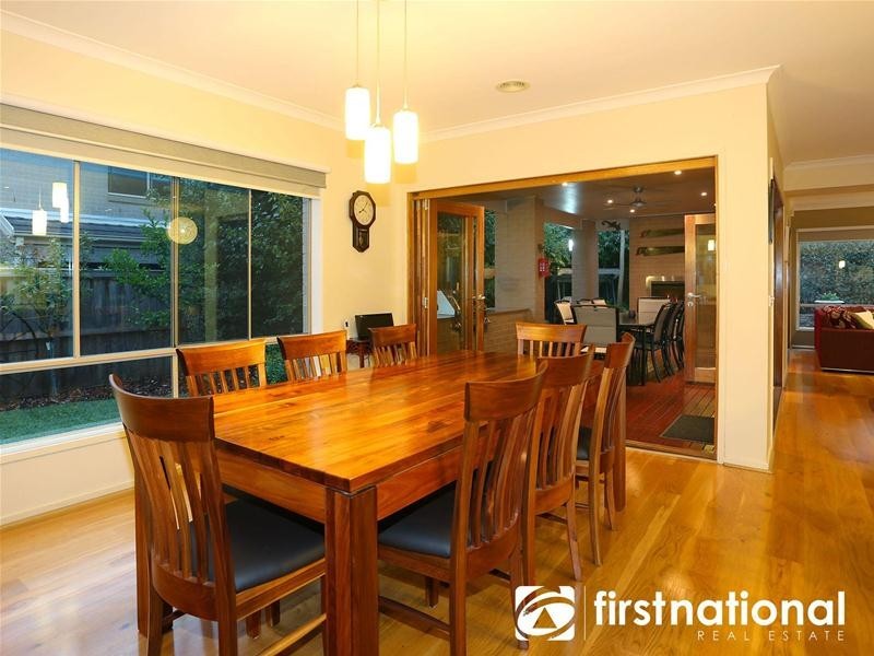 13 Kooyong Close, Officer VIC 3809