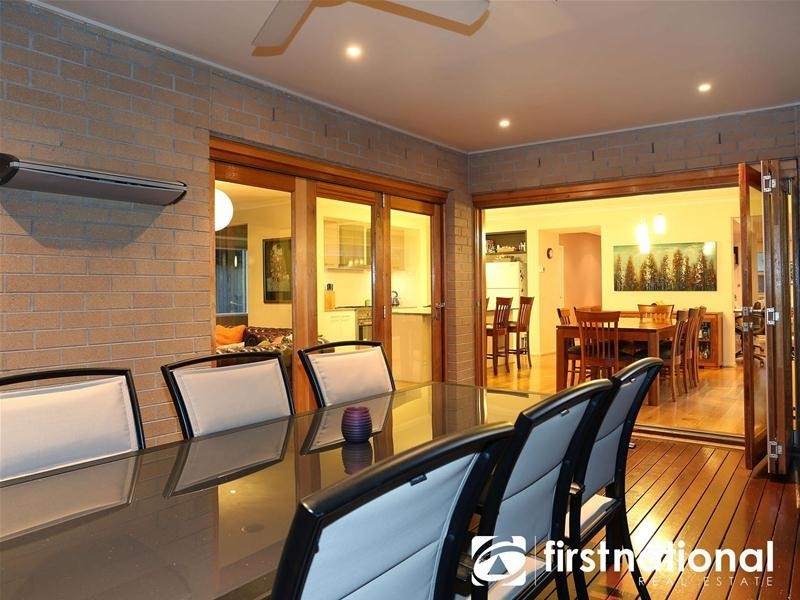 13 Kooyong Close, Officer VIC 3809