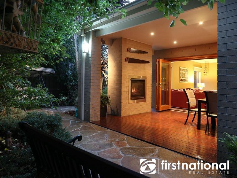 13 Kooyong Close, Officer VIC 3809