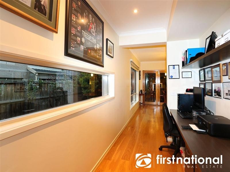 13 Kooyong Close, Officer VIC 3809