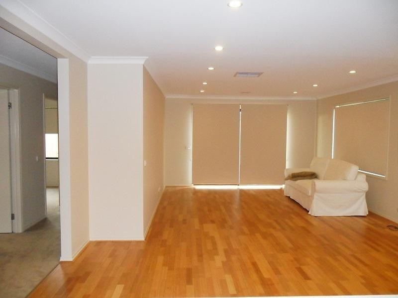 14 Wesson Way, Cranbourne East VIC 3977