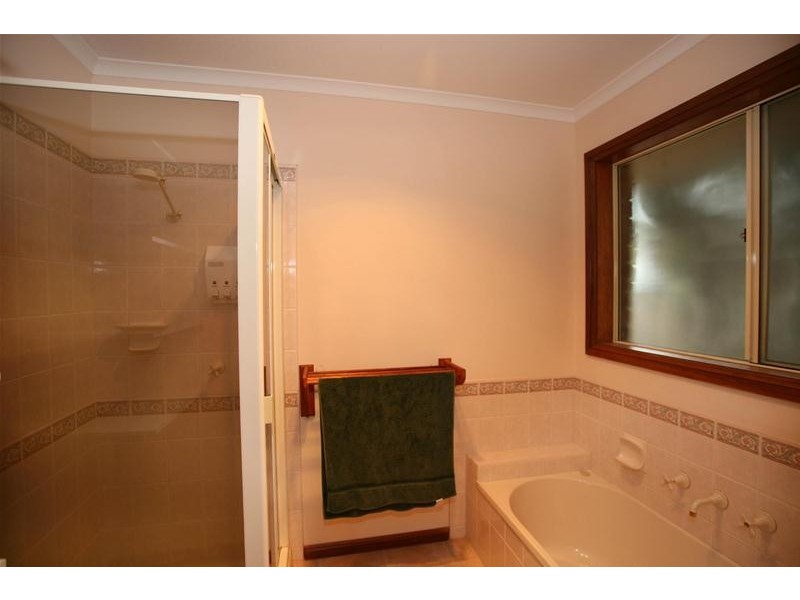 9 Millgrove Way, Berwick VIC 3806