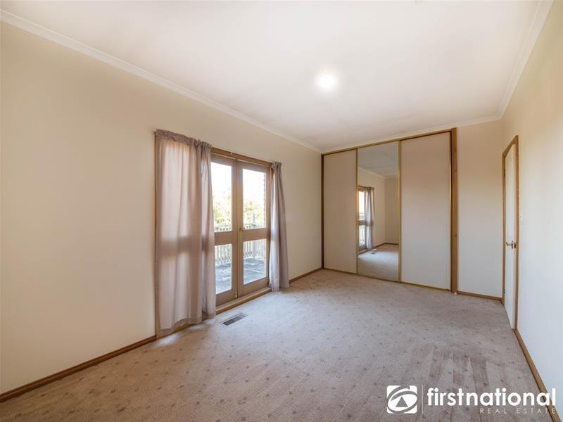 1 Kimbarra Drive, Berwick VIC 3806
