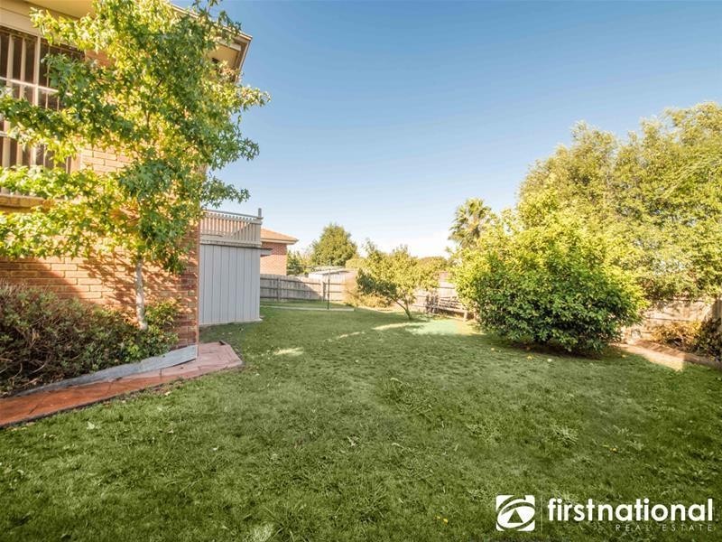 1 Kimbarra Drive, Berwick VIC 3806