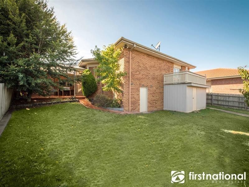 1 Kimbarra Drive, Berwick VIC 3806
