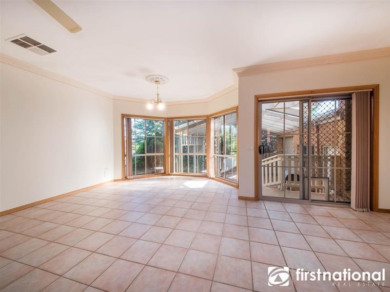 1 Kimbarra Drive, Berwick VIC 3806