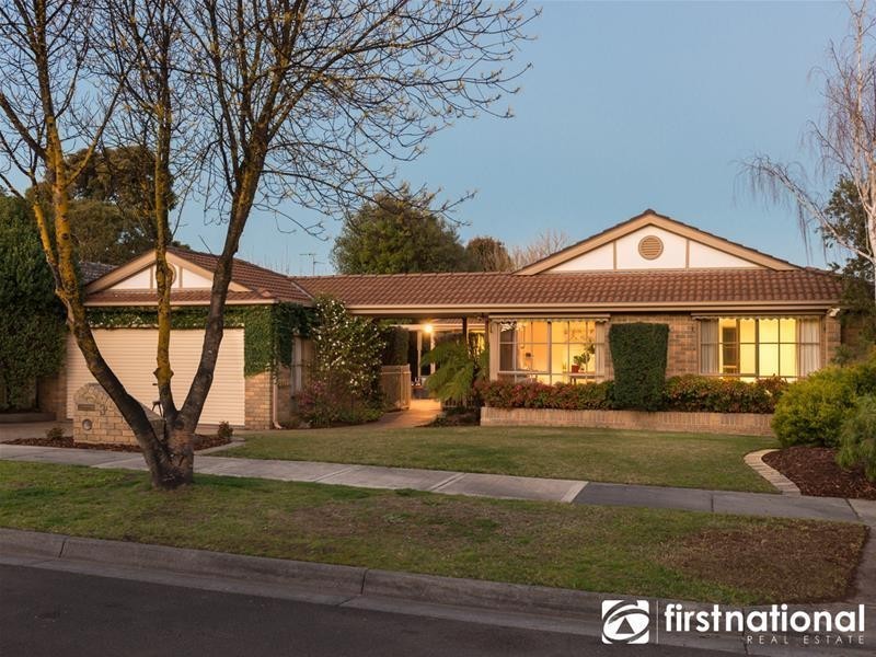 3 Lightwood Court, Berwick VIC 3806