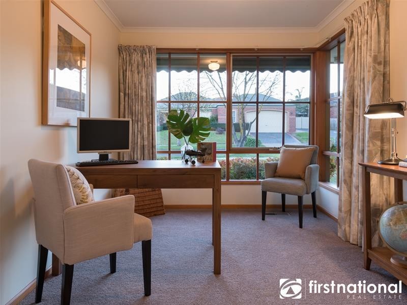 3 Lightwood Court, Berwick VIC 3806