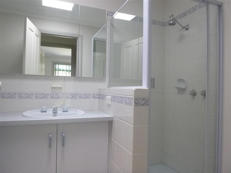 8 Mirrabook Court, Berwick VIC 3806