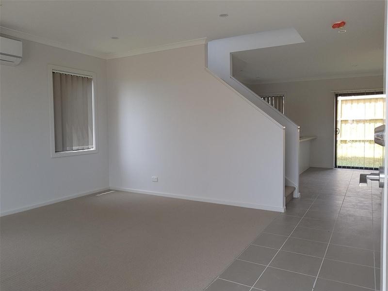 27 Barley Crescent, Clyde North VIC 3978