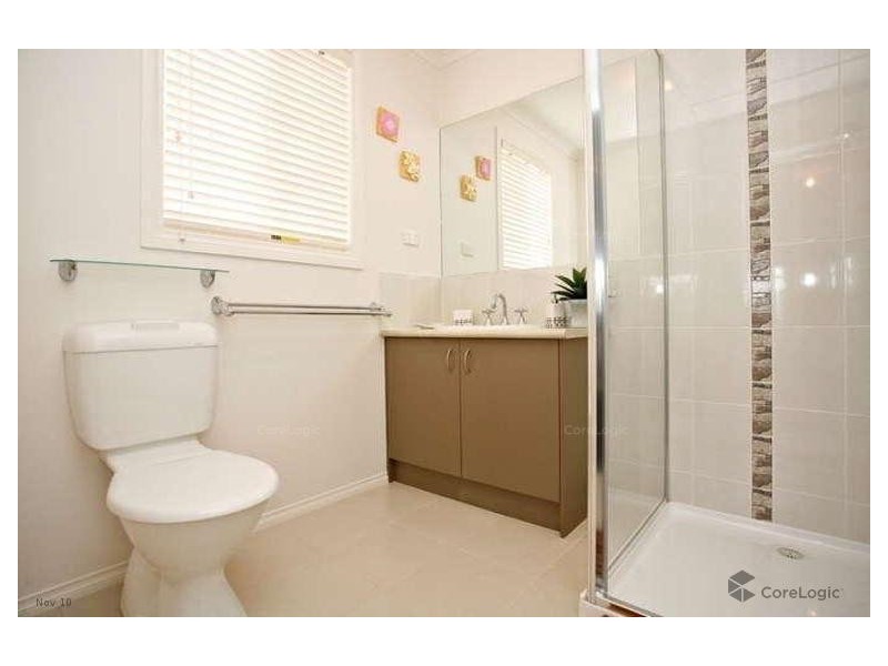 31 Ebony Street, Cranbourne North VIC 3977