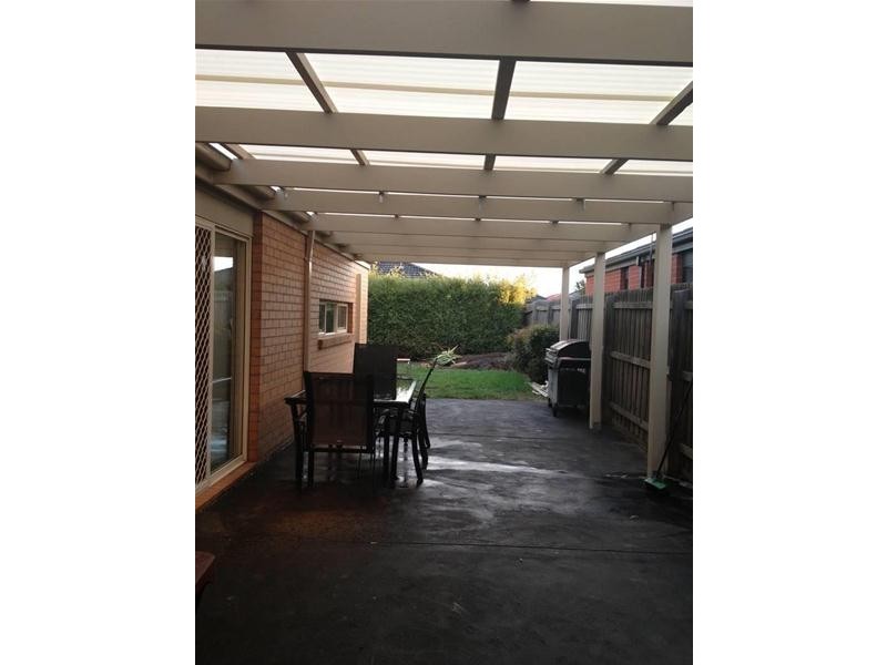 31 Ebony Street, Cranbourne North VIC 3977