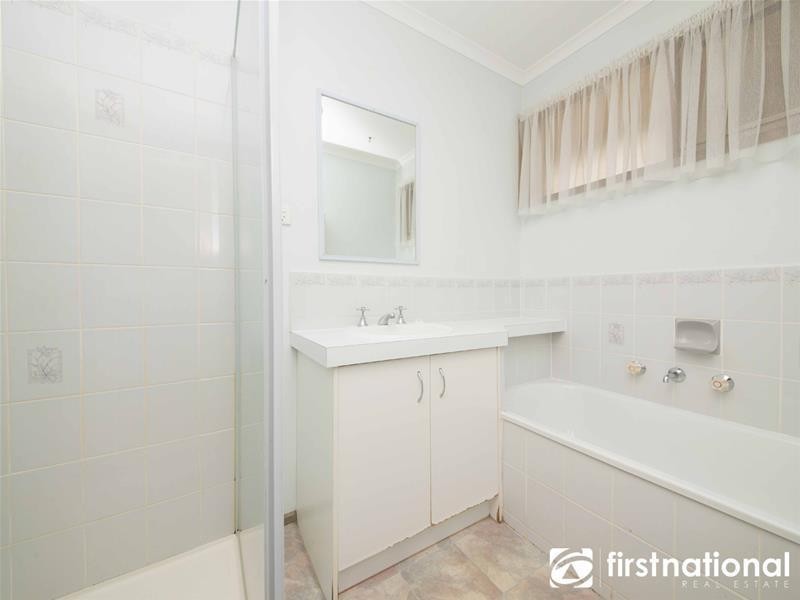 1 Dunbarton Drive, Pakenham VIC 3810