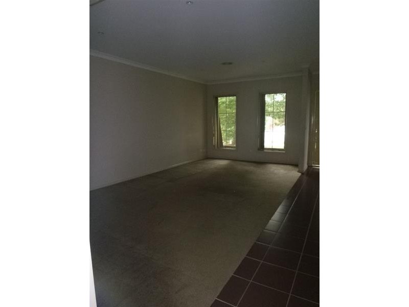 3 Middleton Grove, Berwick VIC 3806