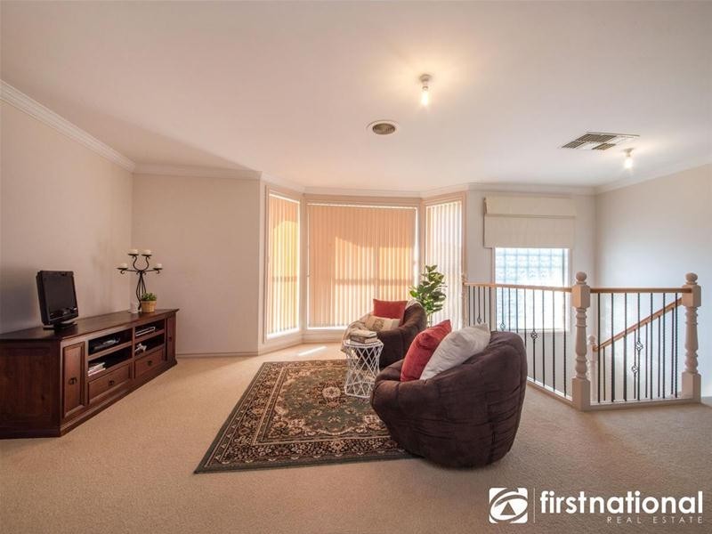 3 Nightingale Crescent, Berwick VIC 3806