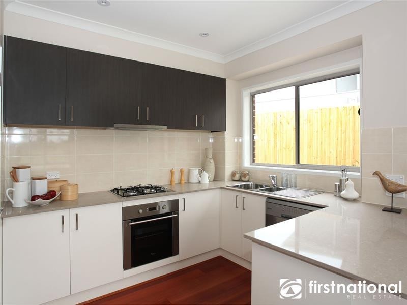 11/290 Centre Road, Narre Warren South VIC 3805