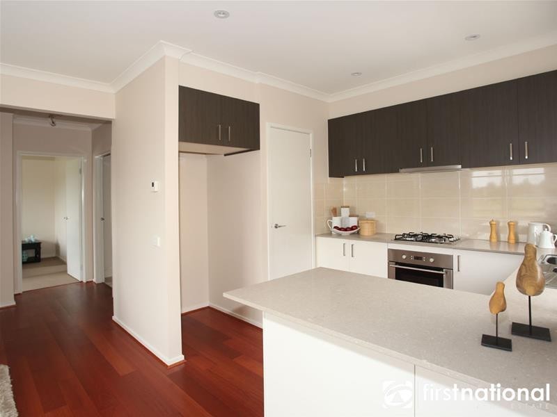 11/290 Centre Road, Narre Warren South VIC 3805