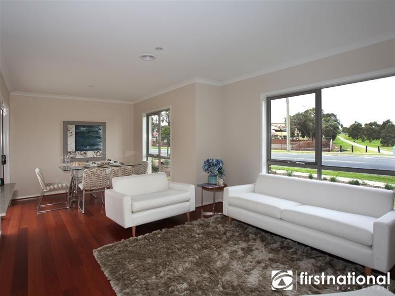 11/290 Centre Road, Narre Warren South VIC 3805