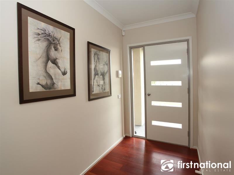 11/290 Centre Road, Narre Warren South VIC 3805