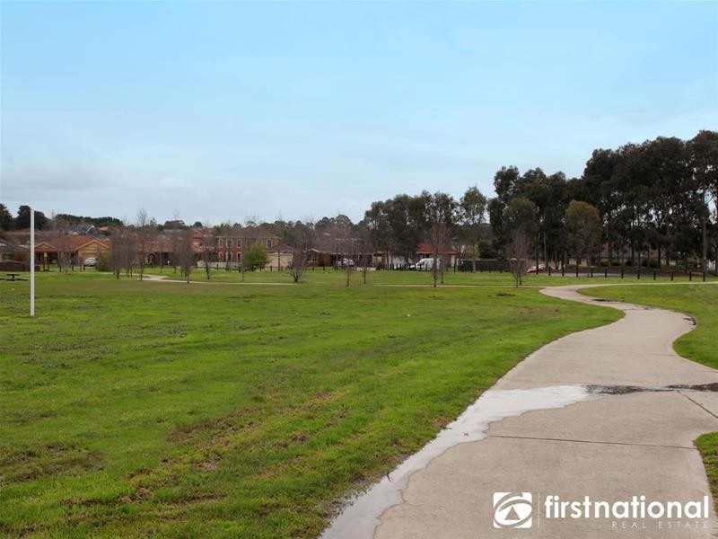 11/290 Centre Road, Narre Warren South VIC 3805