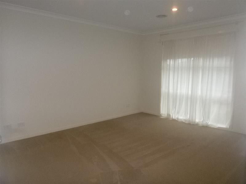 29 Celestine Drive, Officer VIC 3809