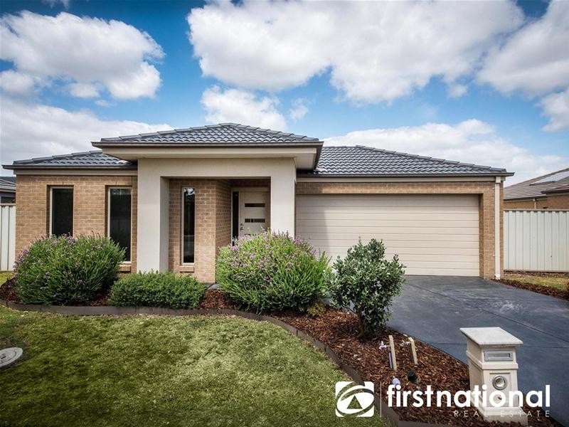 3 Victory Drive, Pakenham VIC 3810