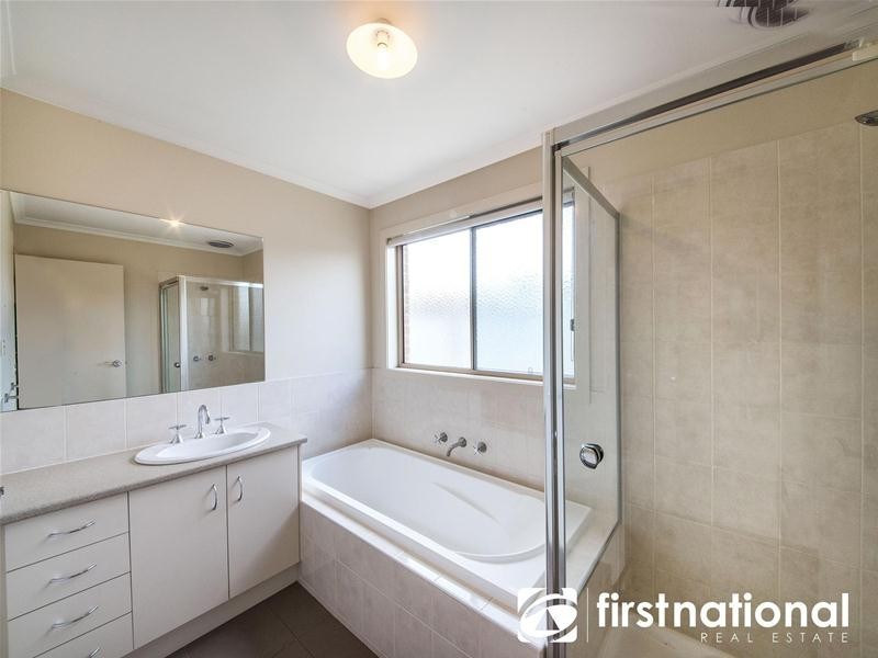 3 Victory Drive, Pakenham VIC 3810